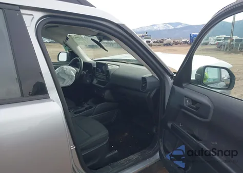 2021 Ford Bronco Sport z USA, uszkodzony, nr VIN 3FMCR9A64MRA90152